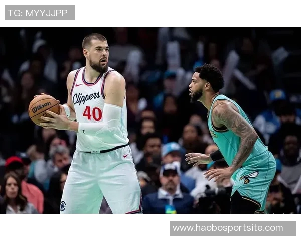 祖巴茨单场狂揽33分18篮板创快船队史近20年新纪录 祖巴茨单场狂揽33分18篮板创快船队史近20年新纪录