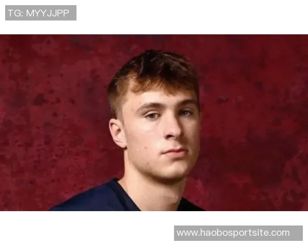 埃奇库姆专注胜利不在乎他人比较展现坚定信念