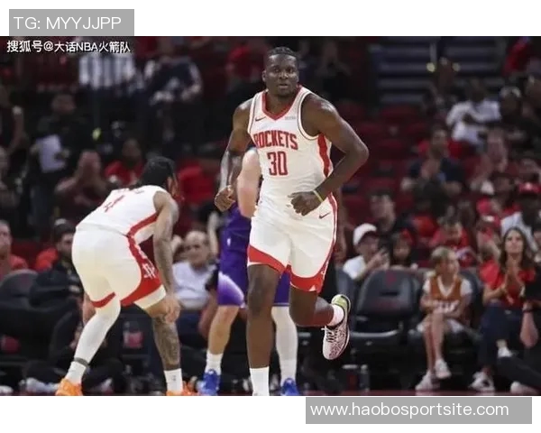 乌度卡称赞KD无私传球能力强调四打三战术需队友配合