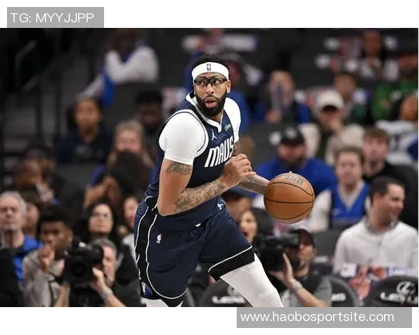 浓眉不愿长期担任中锋角色帕金斯对其态度感到失望期待新赛季使命感 浓眉不愿长期担任中锋角色帕金斯对其态度感到失望期待新赛季使命感